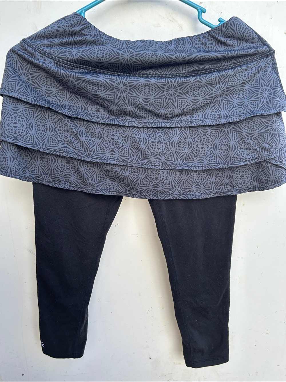 Athleta Grey Patterned Skirted Legging